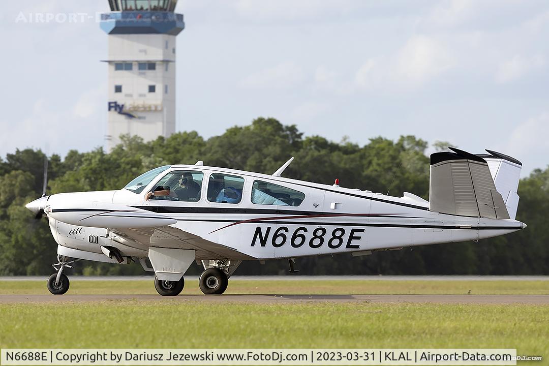 N6688E, 1979 Beech V35B Bonanza C/N D-10319, Beech V35B Bonanza  C/N D-10319, N6688E