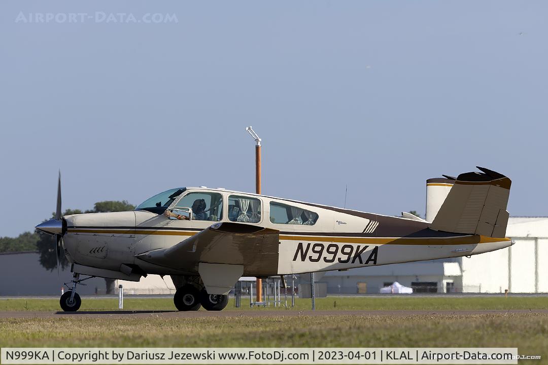 N999KA, 1967 Beech V35A Bonanza C/N D-8644, Beech V35A Bonanza  C/N D-8644, N999KA