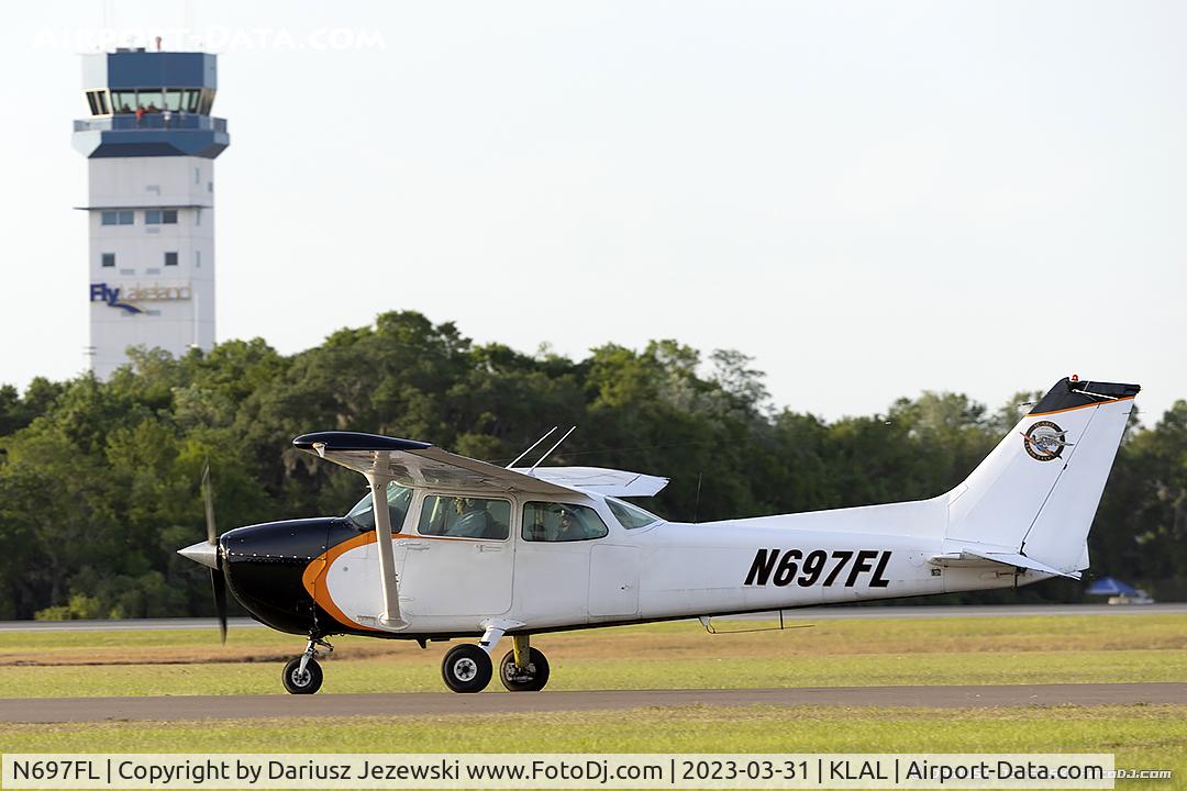 N697FL, 1984 Cessna 172P C/N 17276100, Cessna 172P Skyhawk  C/N 17276100, N697FL