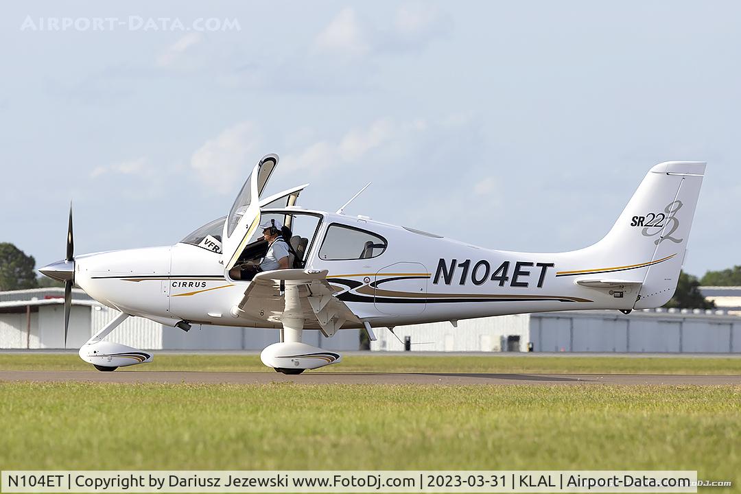 N104ET, 2004 Cirrus SR22 G2 C/N 1024, Cirrus SR22  C/N 1024, N104ET