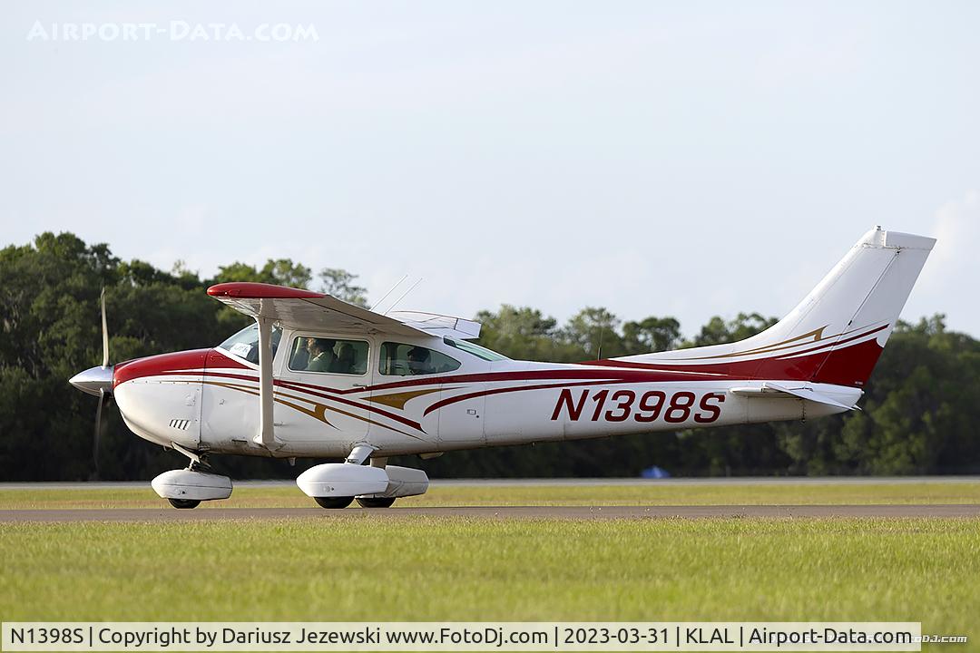 N1398S, 1976 Cessna 182P Skylane C/N 18264959, Cessna 182P Skylane  C/N 18264959, N1398S