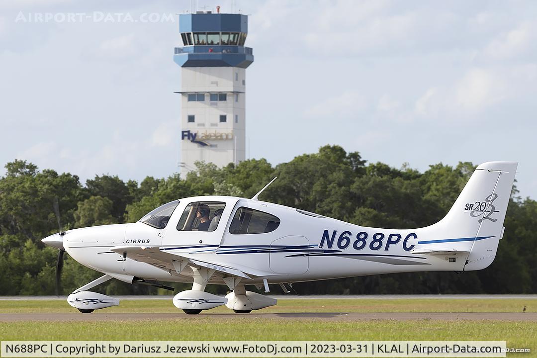 N688PC, 2004 Cirrus SR20 C/N 1450, Cirrus SR20  C/N 1450, N688PC