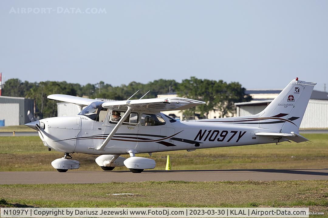 N1097Y, 2006 Cessna 172S C/N 172S10296, Cessna 172S Skyhawk  C/N 172S10296, N1097Y