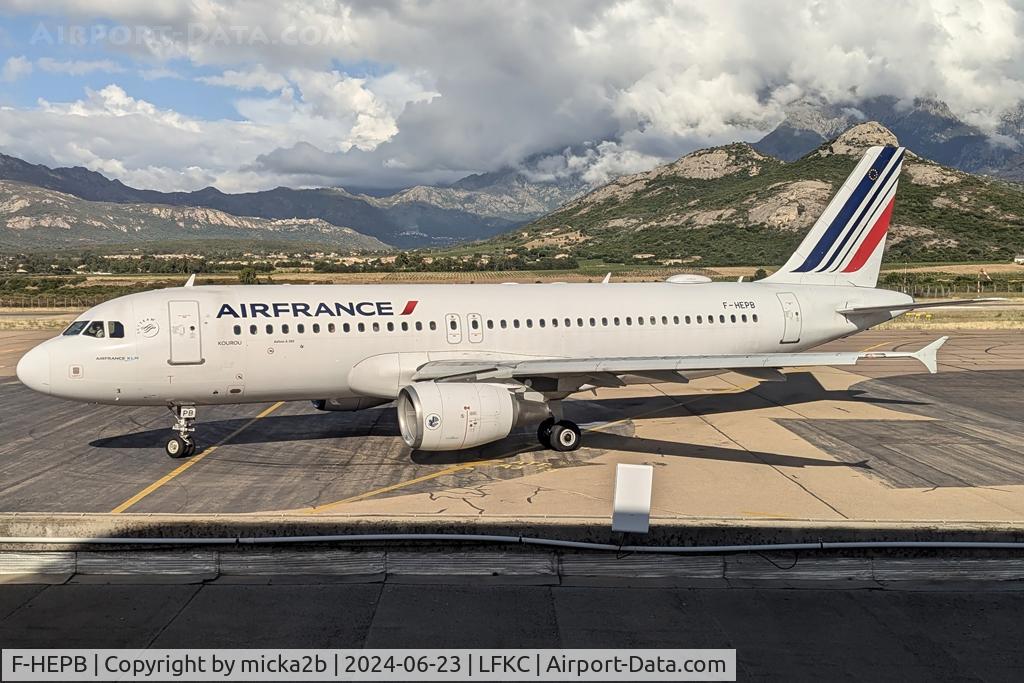 F-HEPB, 2010 Airbus A320-214 C/N 4241, Taxiing