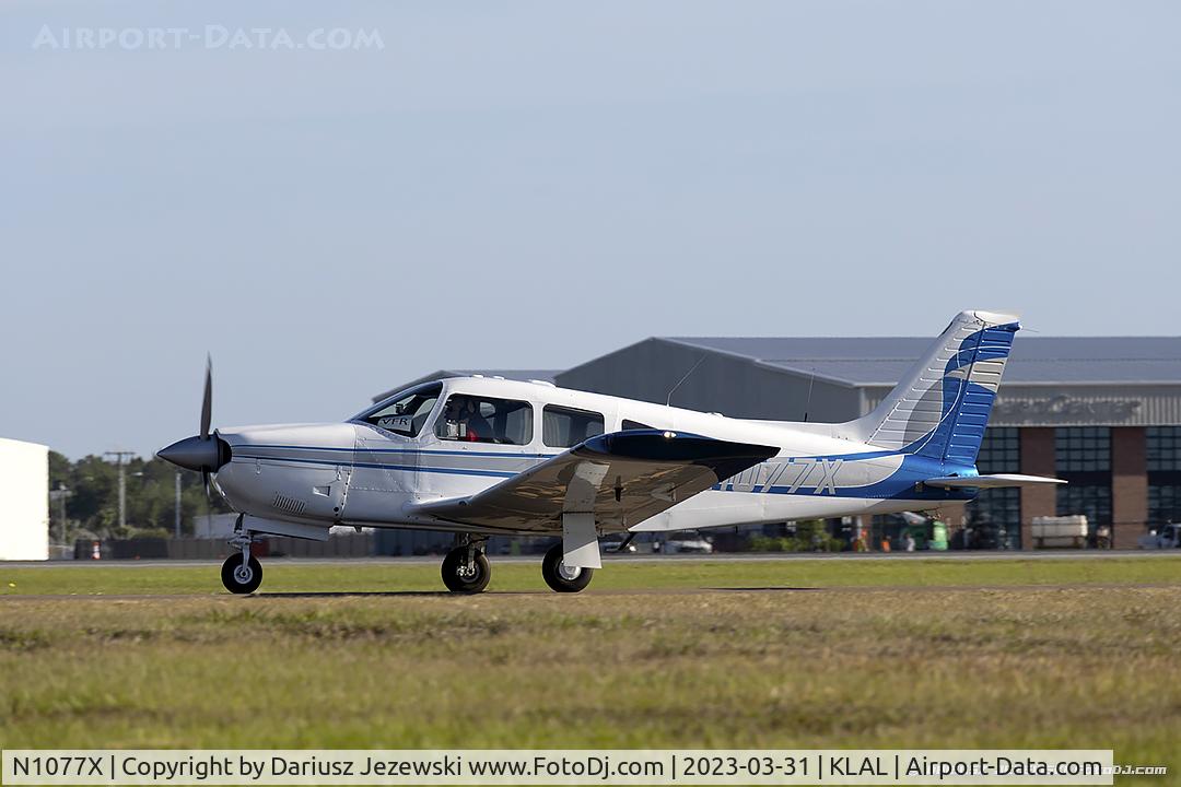 N1077X, 1975 Piper PA-28R-200 C/N 28R-7535234, Piper PA-28R-200 Arrow II  C/N 28R-7535234 , N1077X