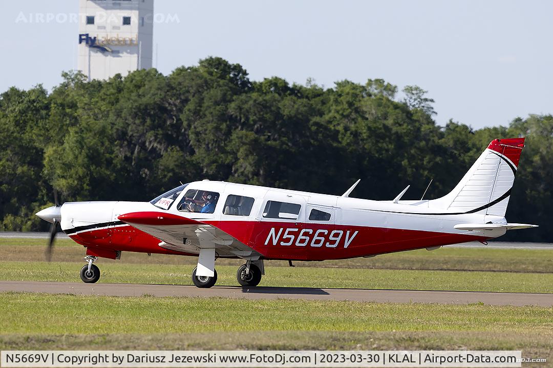 N5669V, Piper PA-32R-300 Cherokee Lance C/N 32R-7780356, Piper PA-32R-300 Cherokee Lance  C/N 32R-7780356, N5669V
