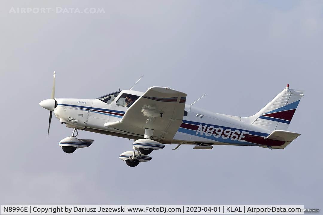N8996E, 1976 Piper PA-28-181 C/N 28-7690217, Piper PA-28-181 Archer  C/N 28-7690217, N8996E