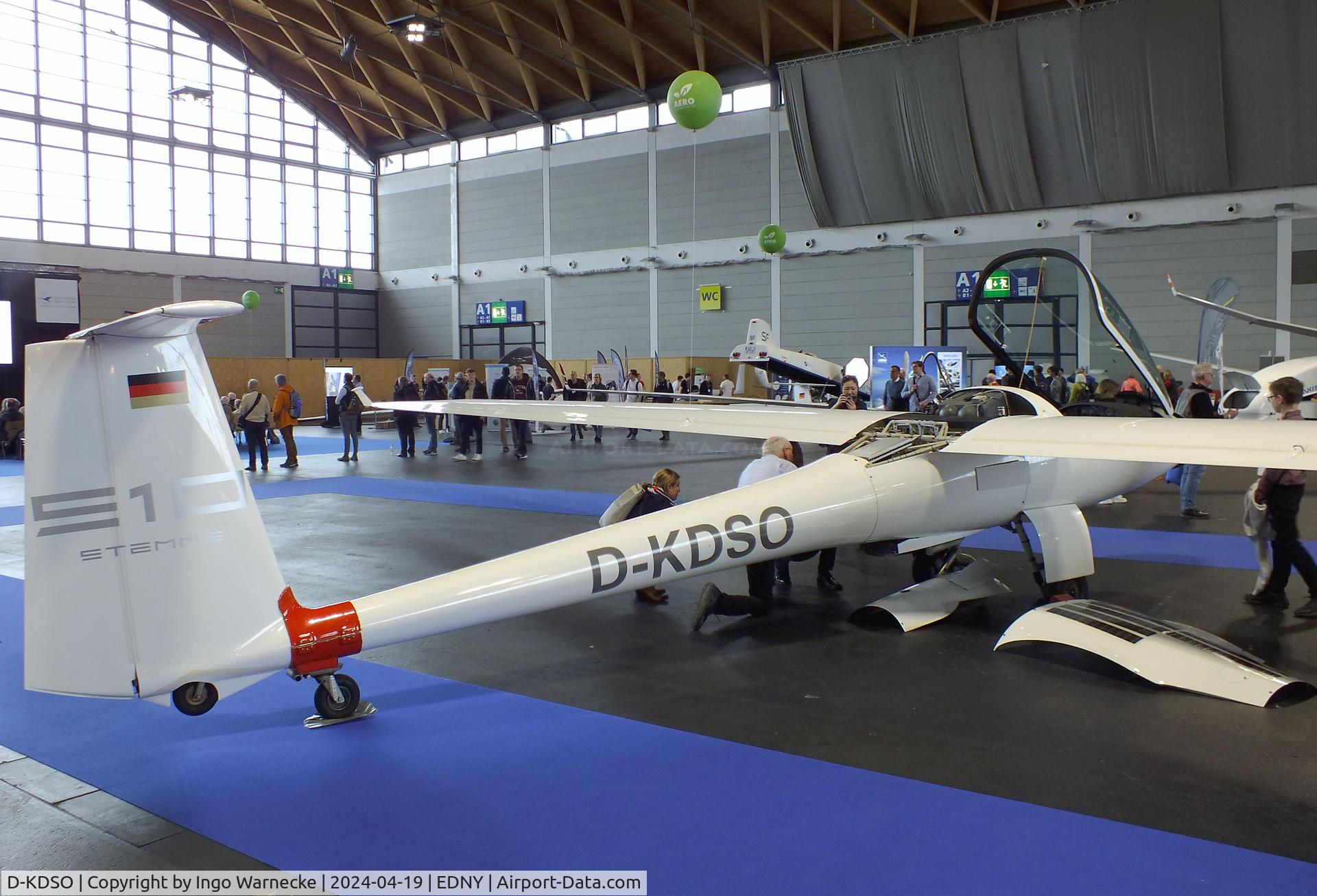 D-KDSO, 2007 Stemme S-10VT C/N 11-111, Stemme S-10VT at the AERO 2024, Friedrichshafen