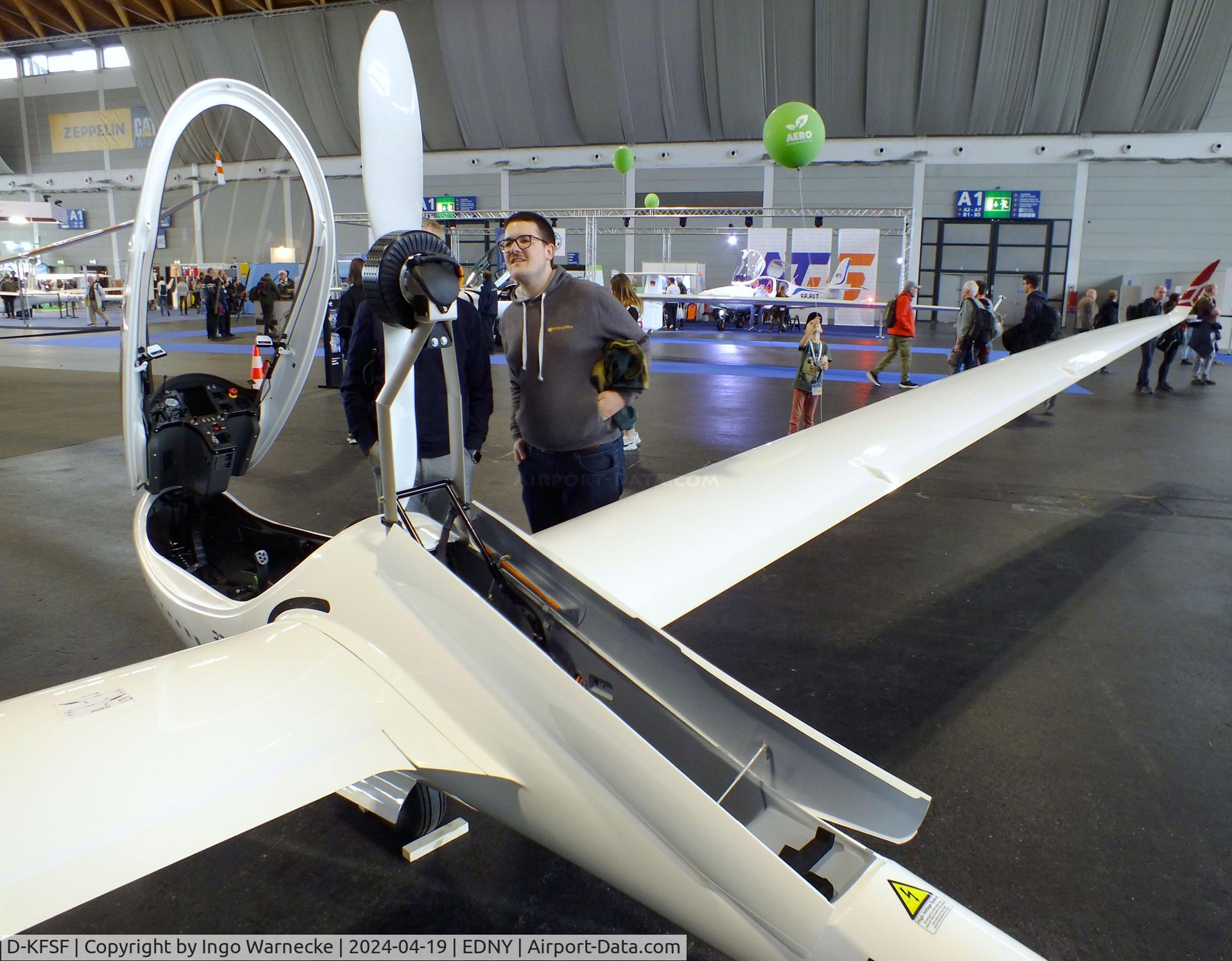 D-KFSF, 2023 Schleicher AS 33 Me C/N not found_D-KFSF, Schleicher AS-33 Me with electric motor at the AERO 2024, Friedrichshafen