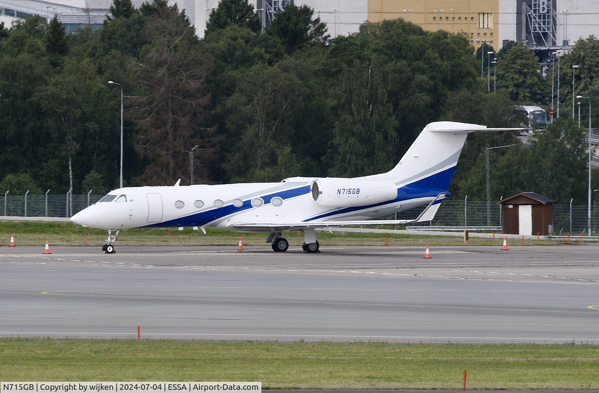 N715GB, 2010 Gulfstream Aerospace GIV-X (G450) C/N 4210, Ramp M