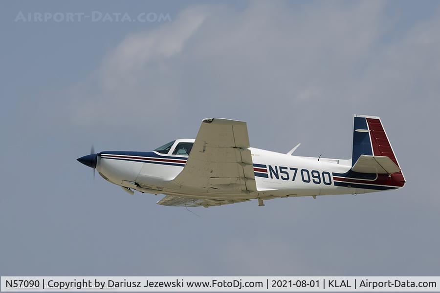N57090, 1983 Mooney M20K C/N 25-0786, Mooney M20K  C/N 25-0786, N57090