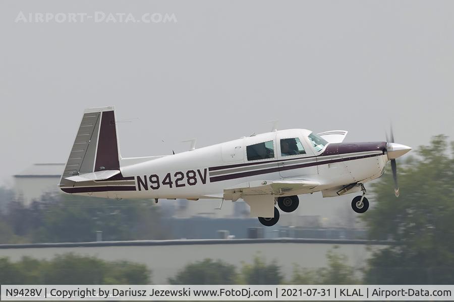 N9428V, 1970 Mooney M20E C/N 700027, Mooney M20E Chapparal  C/N 700027, N9428V