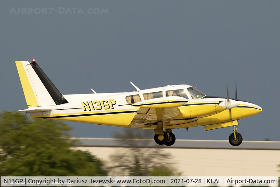 N13GP, 1967 Piper PA-30-160 B Twin Comanche C/N 30-1535, Piper PA-30-160 Twin Comanche B  C/N 30-1535, N13GP