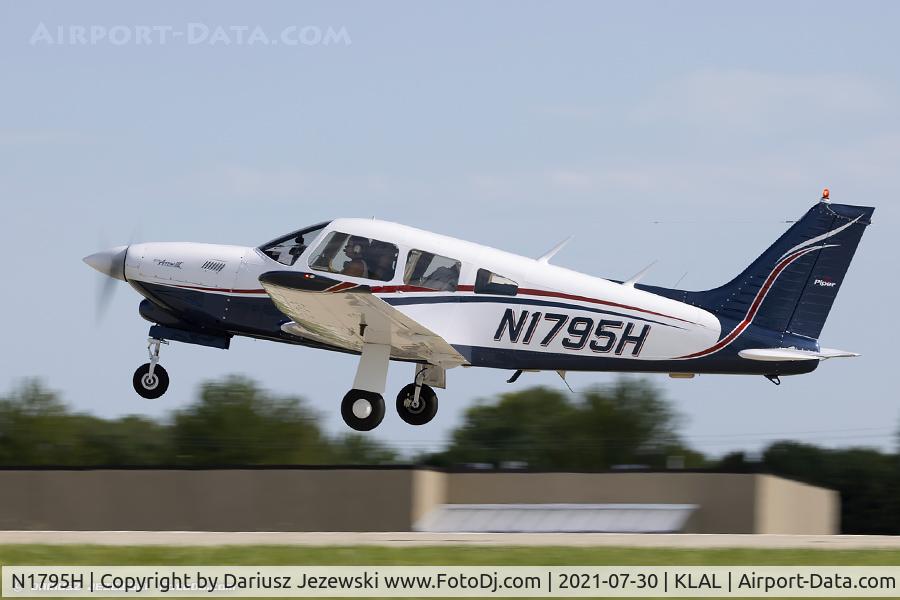 N1795H, 1977 Piper PA-28R-201T Cherokee Arrow III C/N 28R-7703035, Piper PA-28R-201T Turbo Arrow III  C/N 28R-7703035, N1795H