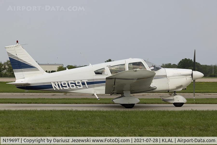 N1969T, 1971 Piper PA-28-180 C/N 28-7105199, Piper PA-28-180 Cherokee  C/N 28-7105199, N1969T