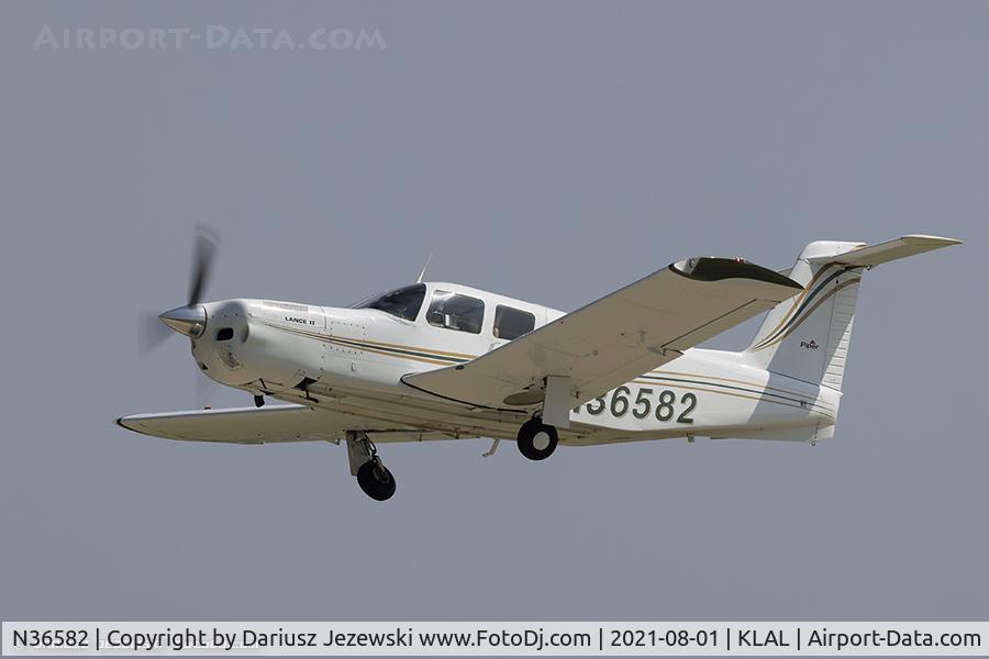 N36582, 1978 Piper PA-32RT-300T Turbo Lance II C/N 32R-7887058, Piper PA-32RT-300T Turbo Lance II C/N 32R-7887058, N36582