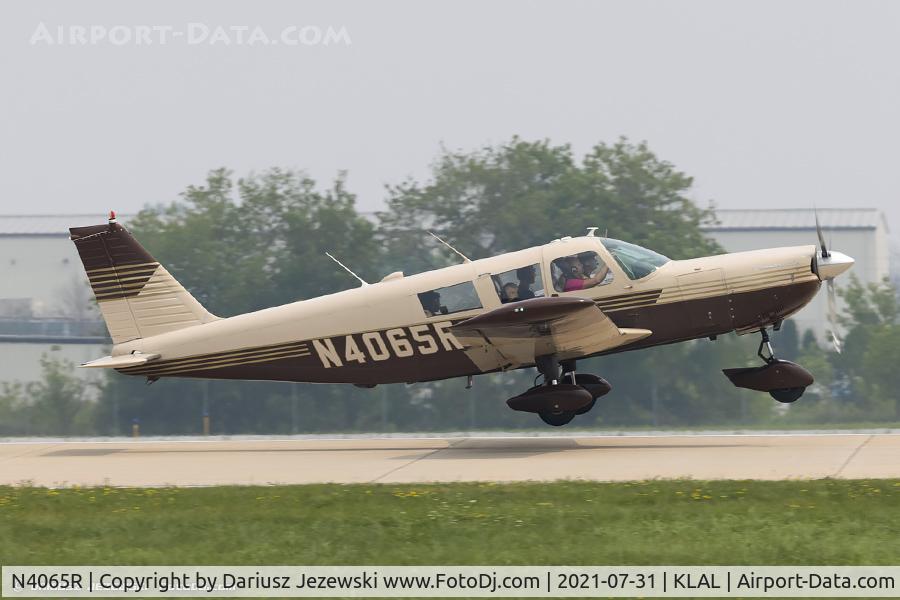 N4065R, 1967 Piper PA-32-300 Cherokee Six C/N 32-40373, Piper PA-32-300 Cherokee Six  C/N 32-40373, N4065R