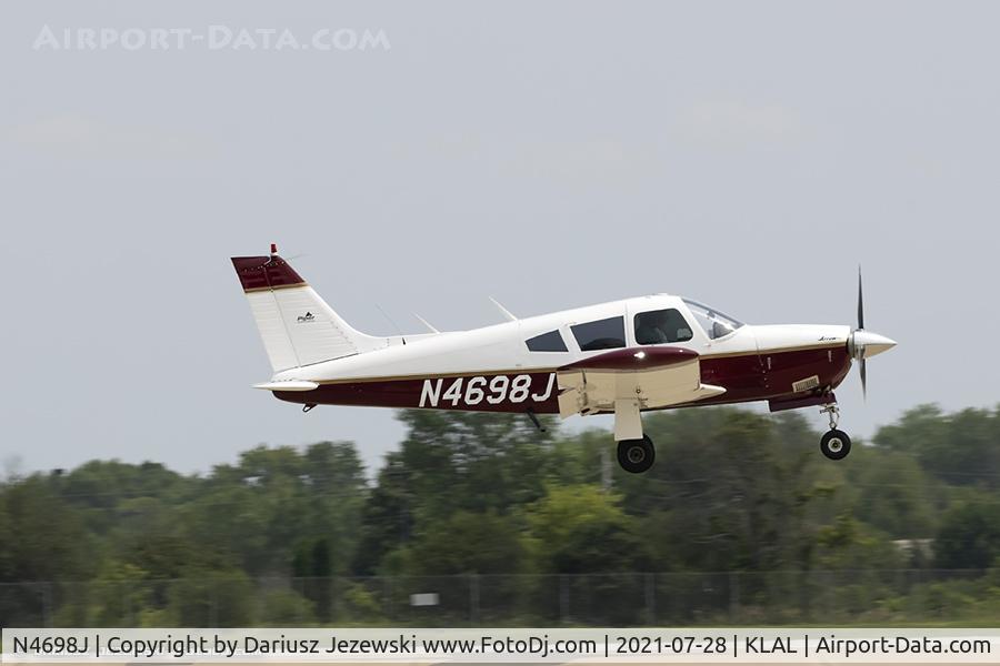 N4698J, 1968 Piper PA-28R-180 Cherokee Arrow C/N 28R-30601, Piper PA-28R-180 Cherokee Arrow  C/N 28R-30601, N4698J