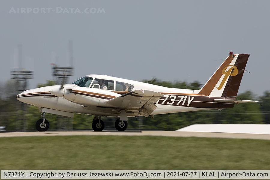 N7371Y, 1964 Piper PA-30 Twin Comanche C/N 30-423, Piper PA-30 Twin Comanche  C/N 30-423, N7371Y