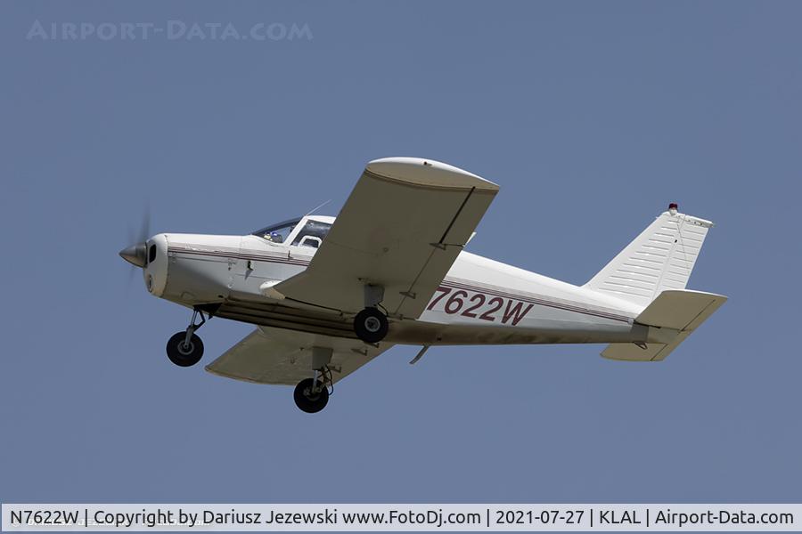 N7622W, 1964 Piper PA-28-180 C/N 28-1586, Piper PA-28-180 Cherokee  C/N 28-1586, N7622W