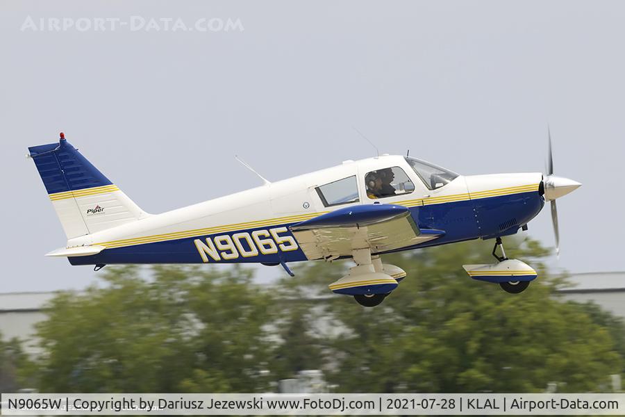 N9065W, 1965 Piper PA-28-235 Cherokee C/N 28-10663, Piper PA-28-235 Pathfinder  C/N 28-10663, N9065W