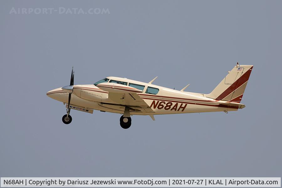 N68AH, 1968 Piper PA-30 Twin Comanche Twin Comanche C/N 30-1685, Piper PA-30 Twin Comanche  C/N 30-1685, N68AH