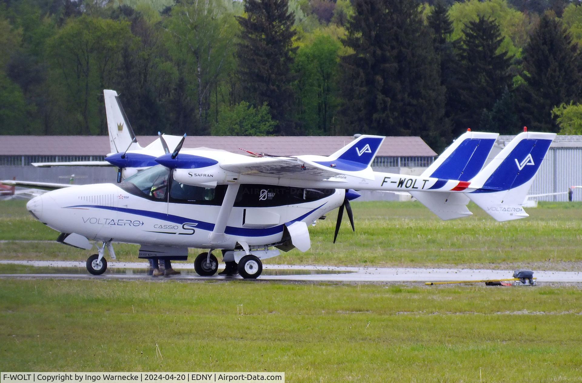 F-WOLT, VoltAero Cassio 1 C/N unknow, VoltAero Cassio 1, converted from a Cessna 337 with hybrid-drive of 2 ENGINeUS 45 electric motors and one Nissan V6 at the AERO 2024, Friedrichshafen