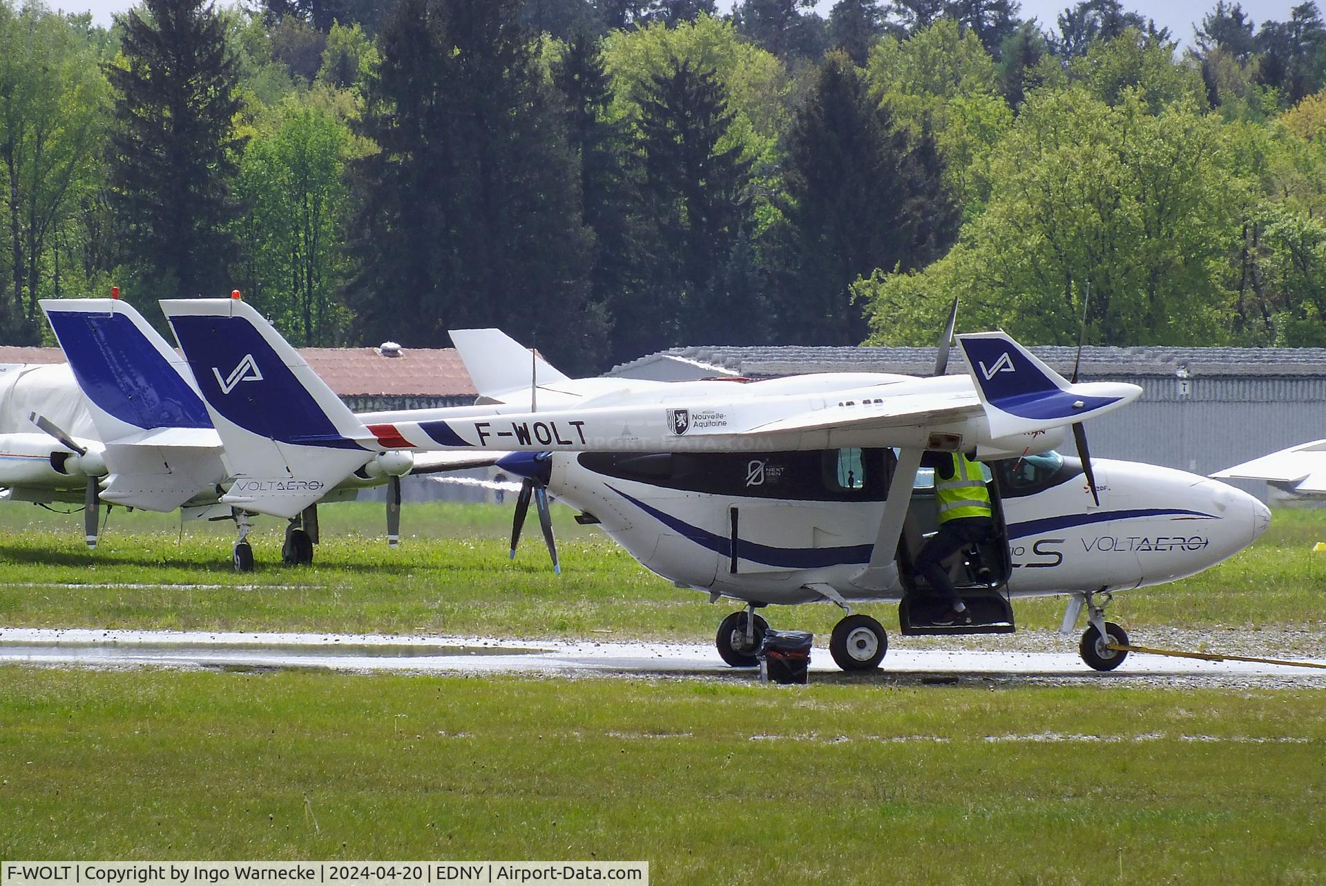 F-WOLT, VoltAero Cassio 1 C/N unknow, VoltAero Cassio 1, converted from a Cessna 337 with hybrid-drive of 2 ENGINeUS 45 electric motors and one Nissan V6 at the AERO 2024, Friedrichshafen