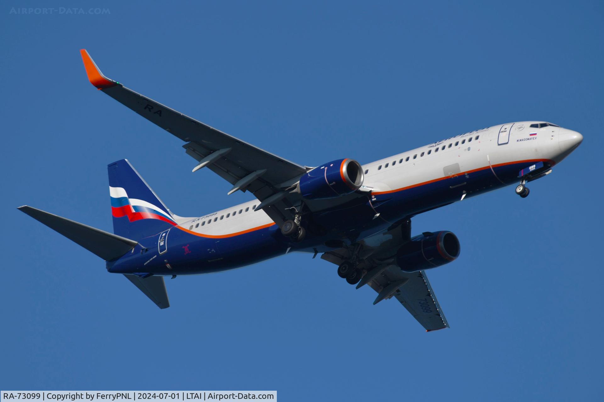 RA-73099, 2017 Boeing 737-8LJ(WL) C/N 41239, Aeroflot B738 over the coast line