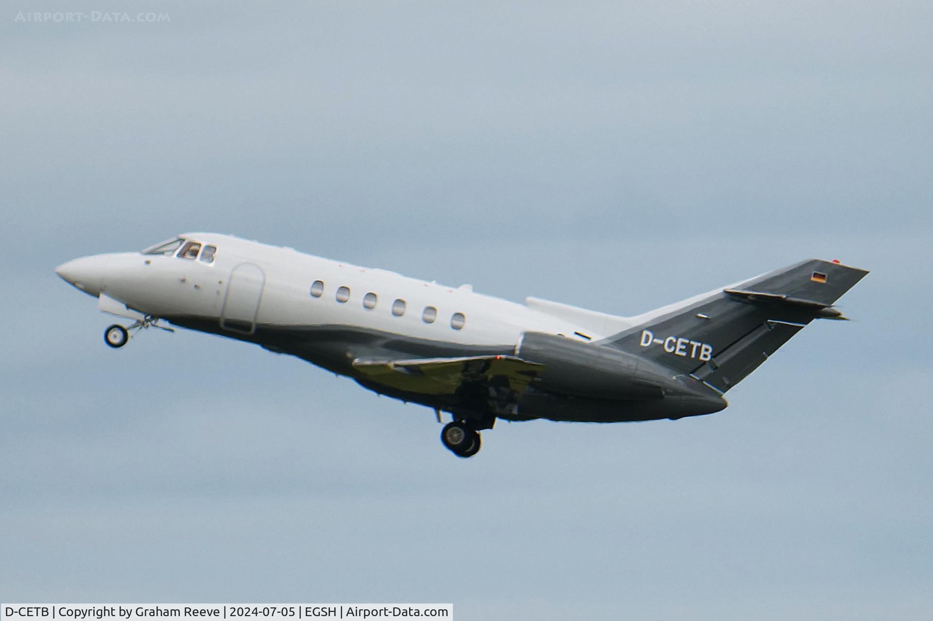 D-CETB, 2008 Hawker Beechcraft 125-750 C/N 0HB-17, Departing from Norwich.