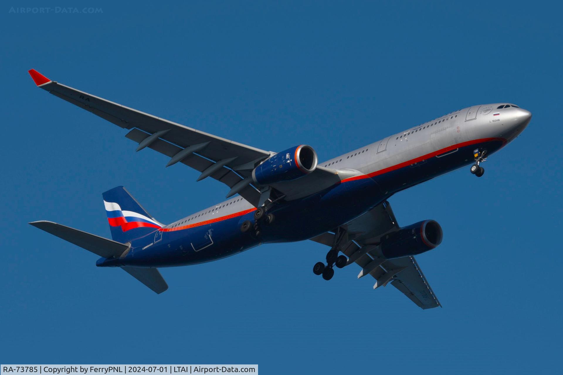 RA-73785, 2012 Airbus A330-343 C/N 1323, Aeroflot A333 landing