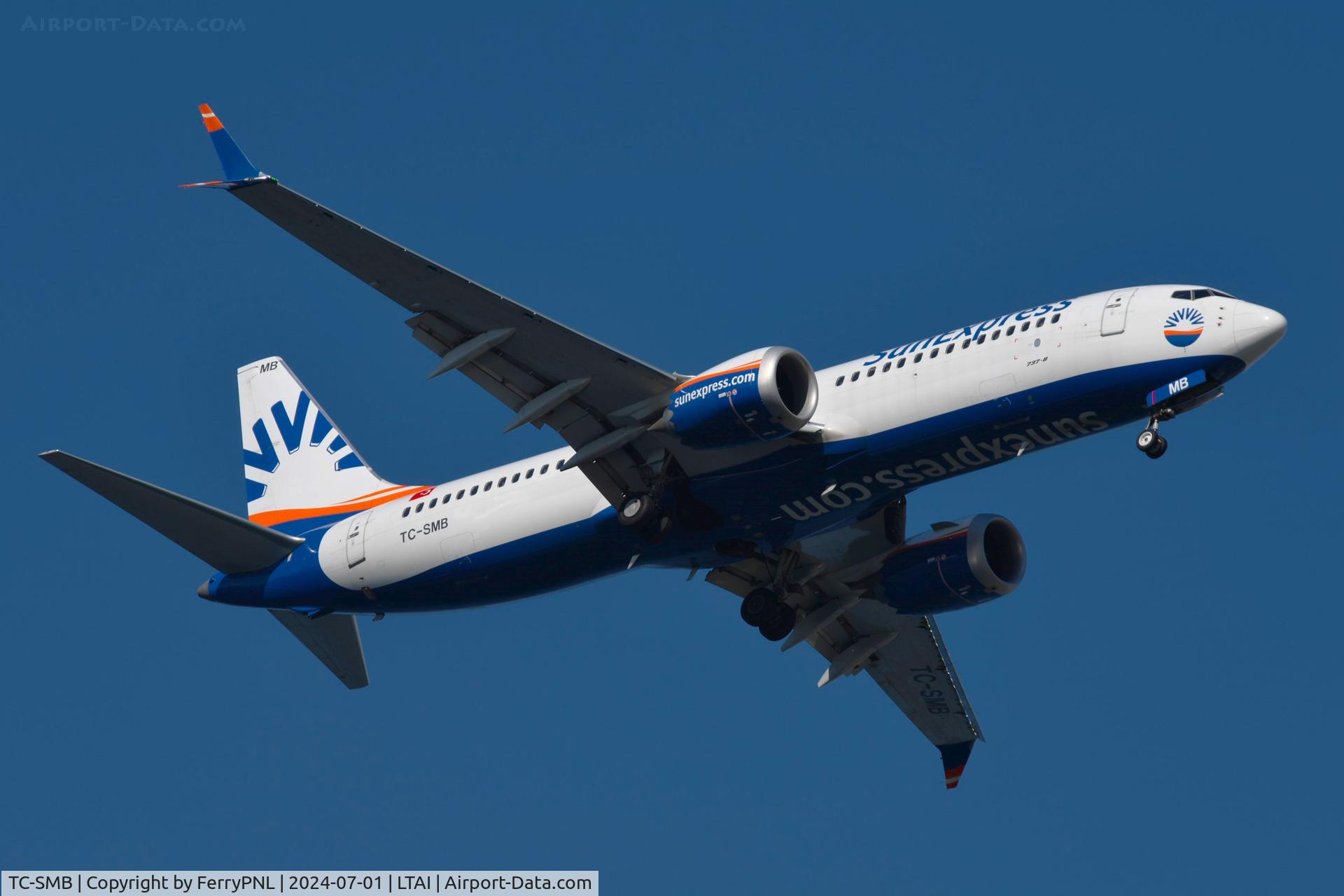 TC-SMB, 2021 Boeing 737-8MAX C/N 63604, SunExpress B738Max landing