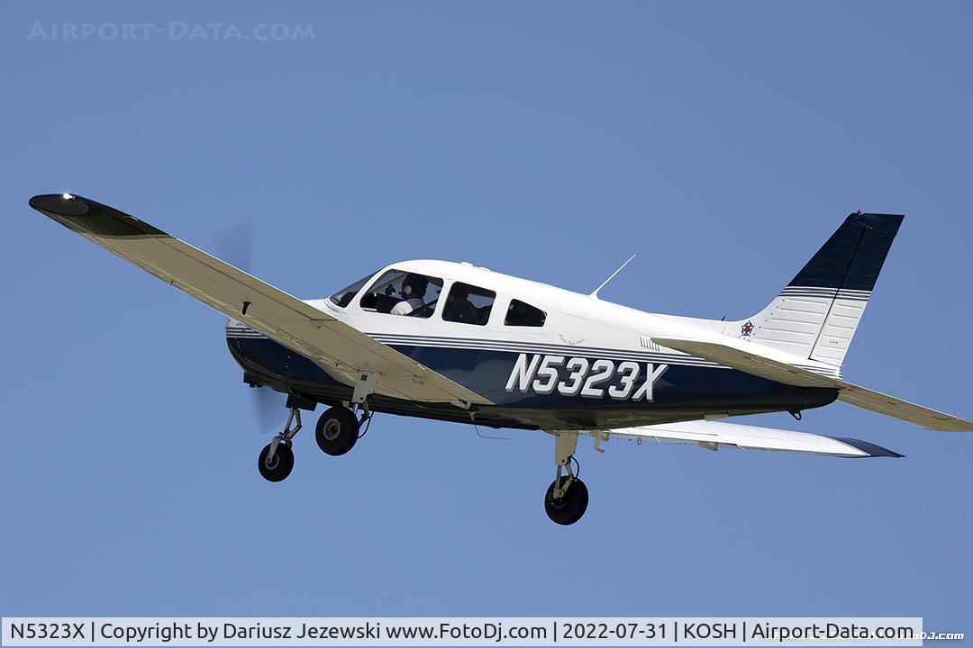 N5323X, 2001 Piper PA-44-180 Seminole C/N 4496051, Piper PA-28-161 Warrior II  C/N 2842392, N5323X