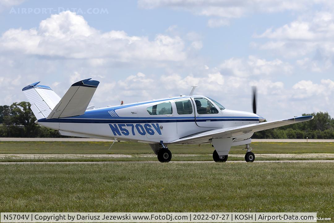 N5704V, 1966 Beech V35 Bonanza C/N D-8082, Beech V35 Bonanza  C/N D-8082, N5704V