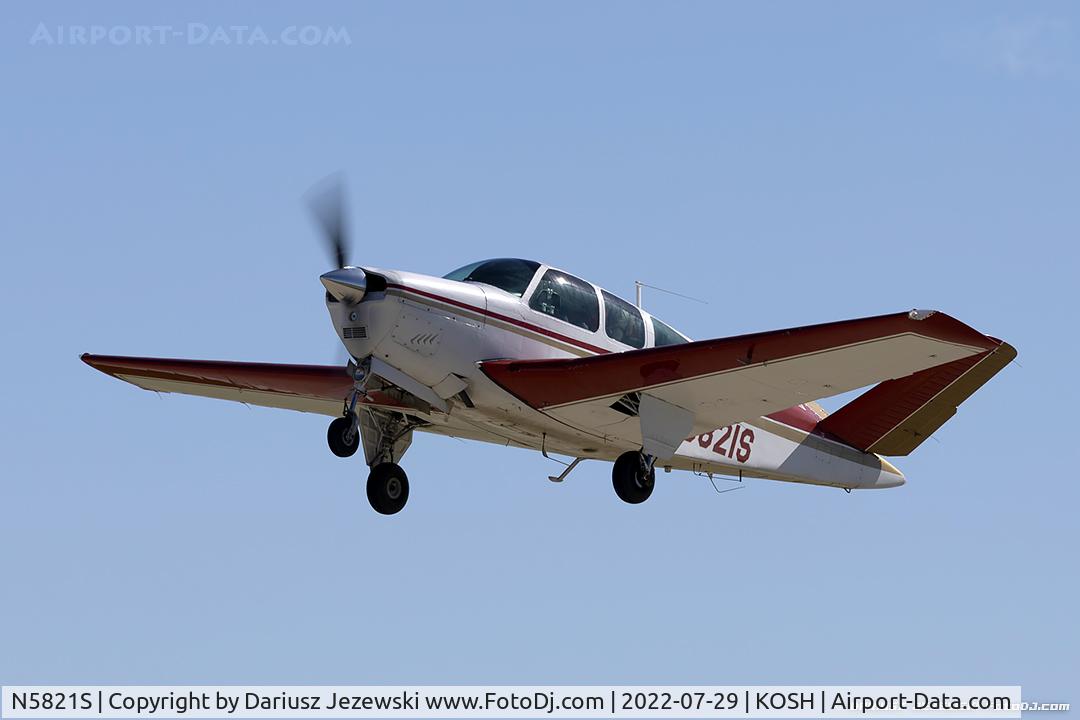 N5821S, 1964 Beech S35 Bonanza C/N D-7725, Beech S35 Bonanza  C/N D-7725, N5821S