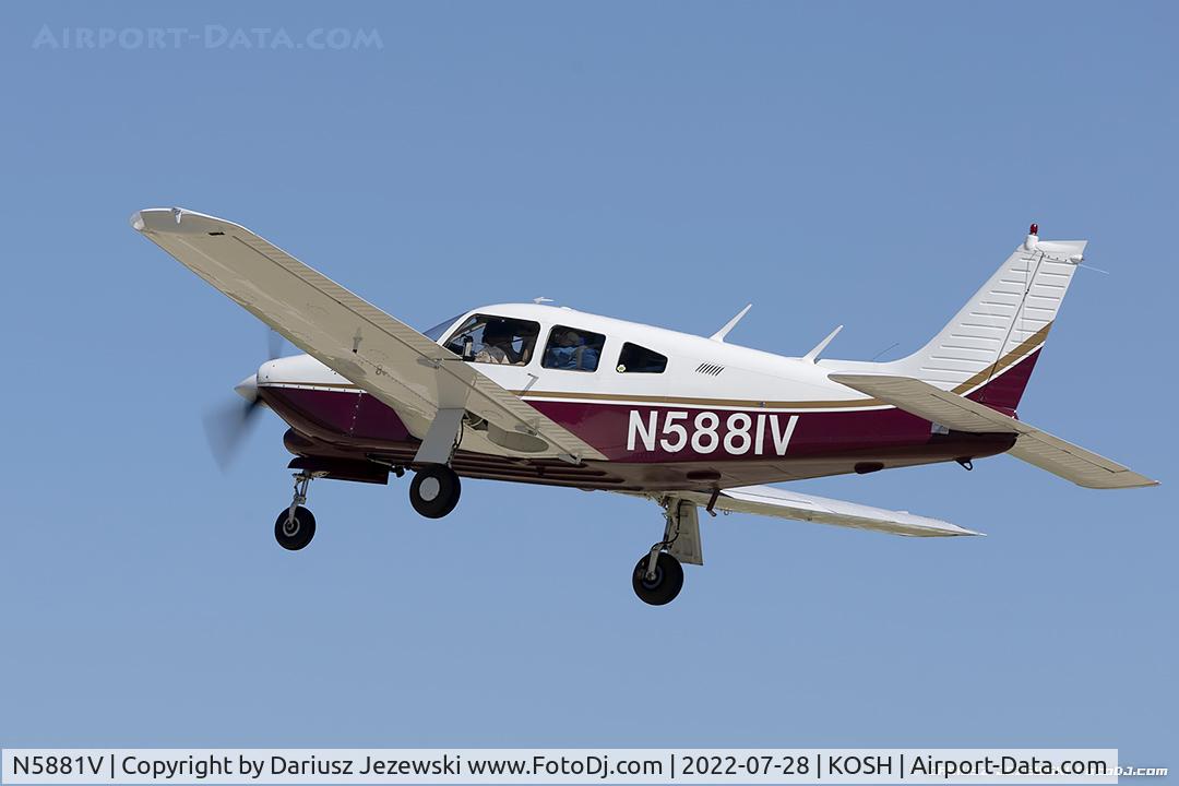 N5881V, Piper PA-28R-201T Cherokee Arrow III C/N 28R-7703160, Piper PA-28R-201T Turbo Arrwo III  C/N 28R-7703160, N5881V