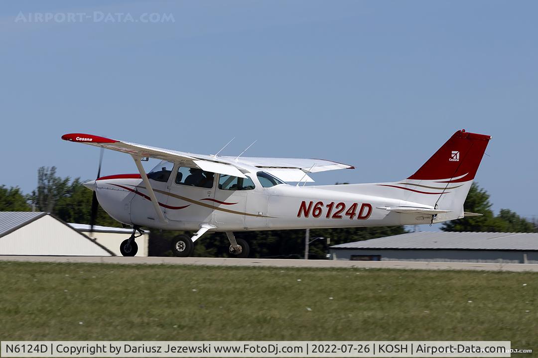 N6124D, 1979 Cessna 172N C/N 17272608, Cessna 172N Skyhawk  C/N 17272608, N6124D