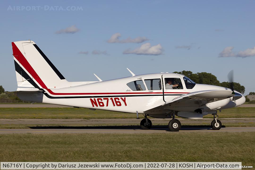 N6716Y, 1968 Piper PA-23-250 C/N 27-4046, Piper PA-23-250 Apache  C/N 27-4046, N6716Y