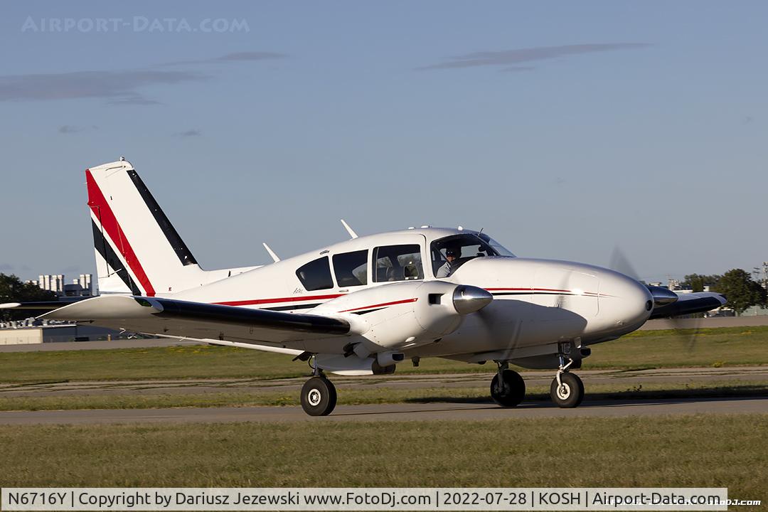 N6716Y, 1968 Piper PA-23-250 C/N 27-4046, Piper PA-23-250 Apache  C/N 27-4046, N6716Y