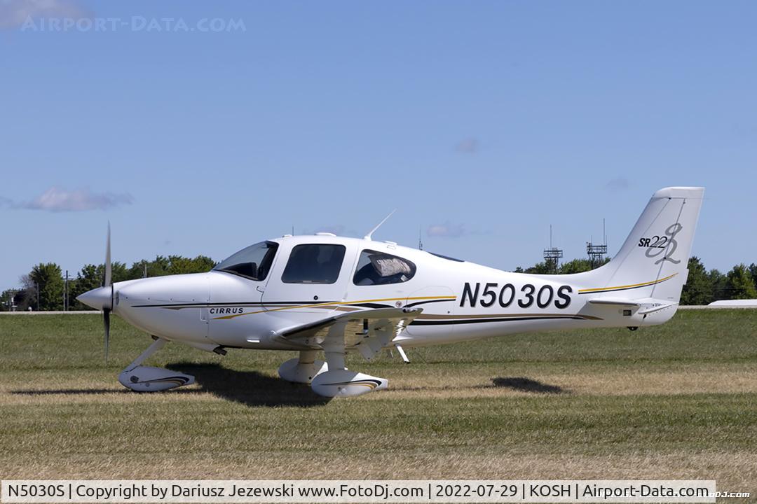 N5030S, 2004 Cirrus SR22 C/N 0827, Cirrus SR22  C/N 827, N5030S