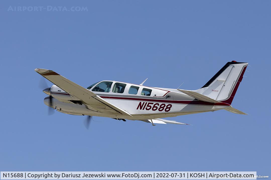 N15688, 1988 Beech 58 Baron C/N TH-1542, Beech 58 Baron  C/N TH-1542, N15688
