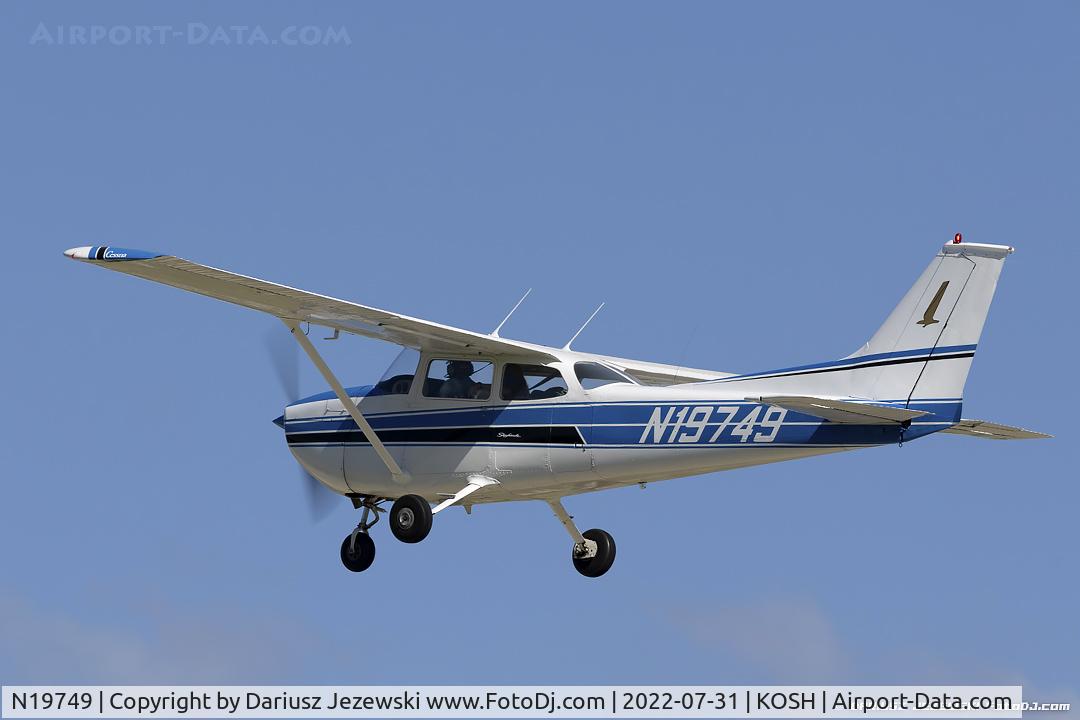 N19749, 1972 Cessna 172L C/N 17260720, Cessna 172L Skyhawk  C/N 17260720, N19749