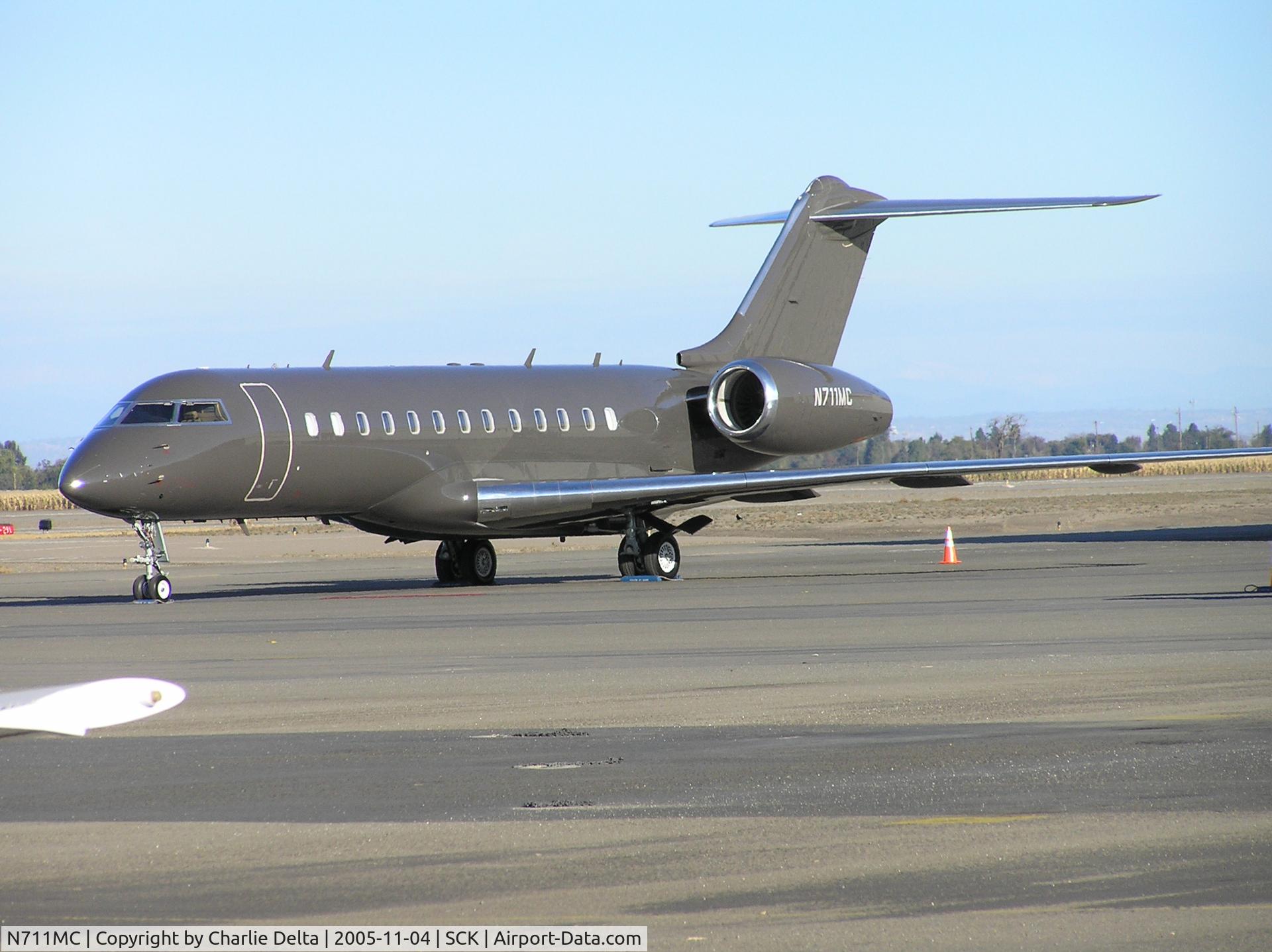 N711MC, 2002 Bombardier BD-700-1A10 Global Express C/N 9121, Gorgeous Aircraft