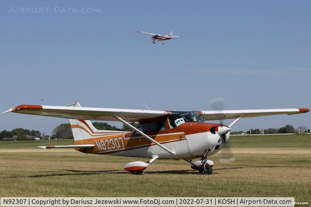 N92307, 1973 Cessna 172M C/N 17261558, Cessna 172M Skyhawk  C/N 17261558, N92307