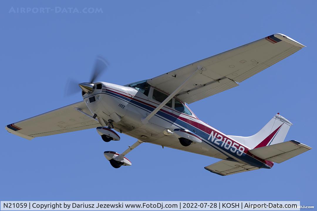 N21059, 1972 Cessna 182P Skylane C/N 18261388, Cessna 182P Skylane  C/N 18261388, N21059