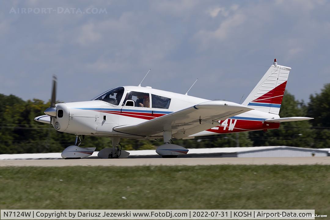 N7124W, 1962 Piper PA-28-180 C/N 28-921, Piper PA-28-180 Cherokee  C/N 28-921, N7124W