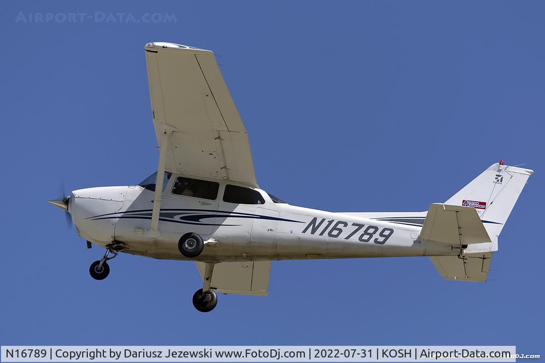 N16789, 2005 Cessna 172S C/N 172S9916, Cessna 172S Skyhawk  C/N 172S9916, N16789