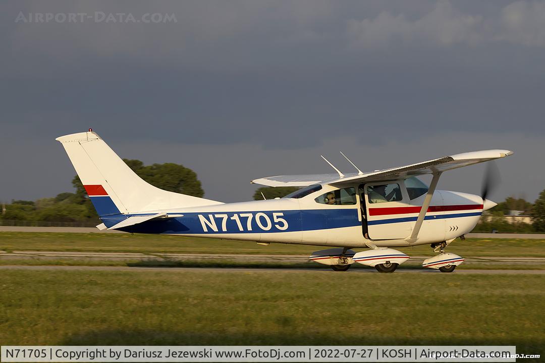 N71705, 1969 Cessna 182M Skylane C/N 18259724, Cessna 182M Skylane  C/N 18259724, N71705