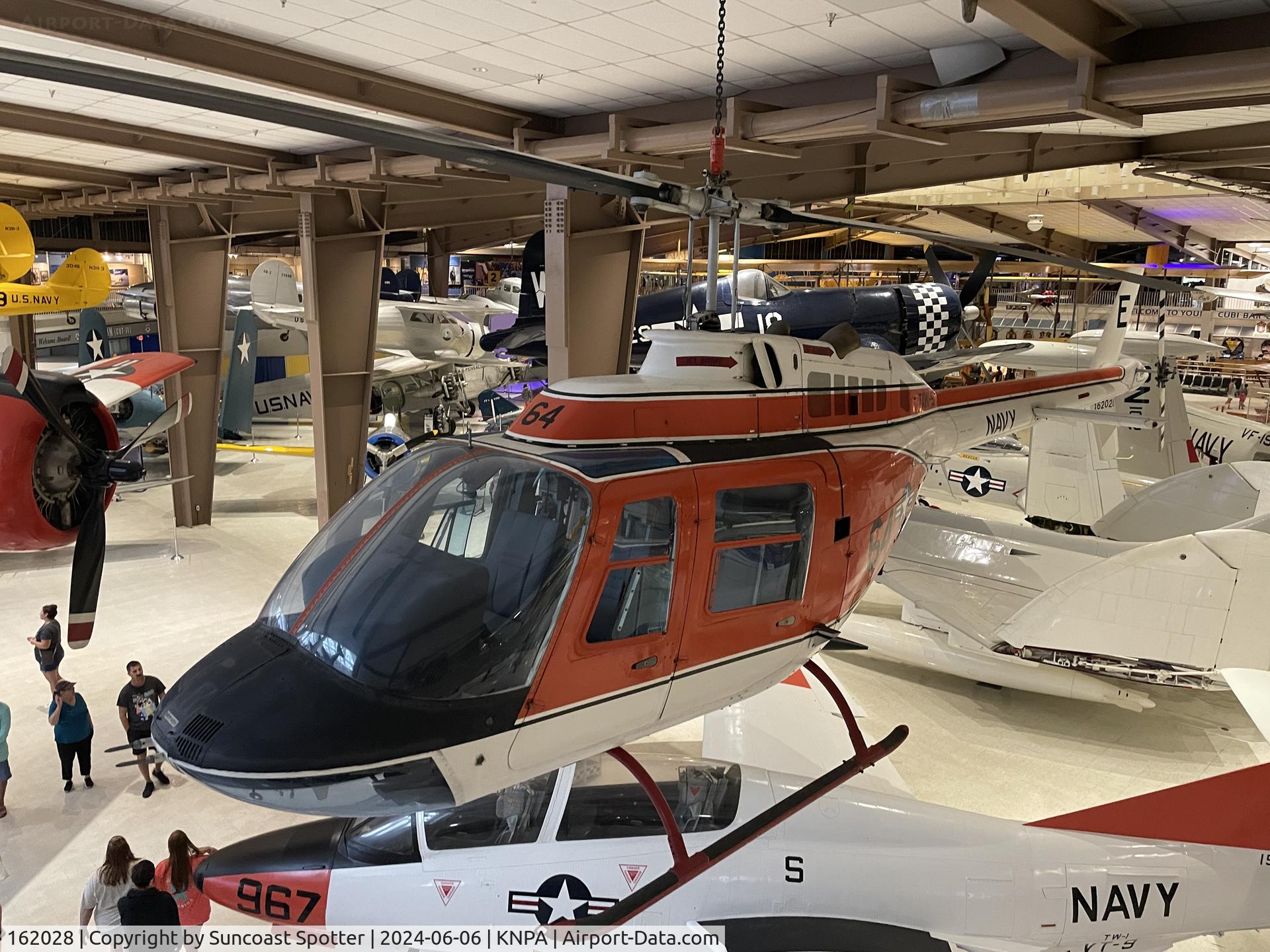 162028, Bell TH-57C Sea Ranger C/N 3707, An US Navy TH-57 Sea Ranger from Helicopter Training Squadron 8 at Naval Air Station Whiting Field on display at the National Naval Aviation Museum