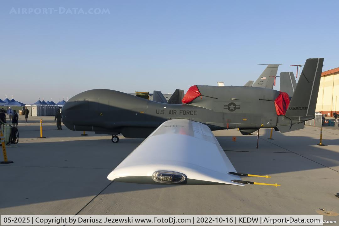 05-2025, Northrop Grumman RQ-4B Global Hawk C/N AF-18, RQ-4B Global Hawk 05-2025  from  412th TW Edwards AFB, CA